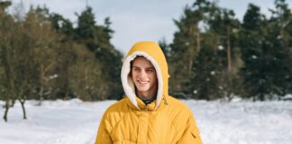 Jak pielęgnować kurtkę puchową, aby służyła dłużej?