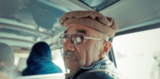 Kurtki skórzane dla kobiet - jak dobrać odpowiedni fason do swojej sylwetki?