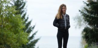 Kurtki pikowane z kontrastowymi wstawkami - jak je zestawić z innymi elementami garderoby?