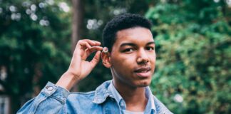 6. Kurtki jeansowe a sezonowość: jak dopasować styl do pory roku?