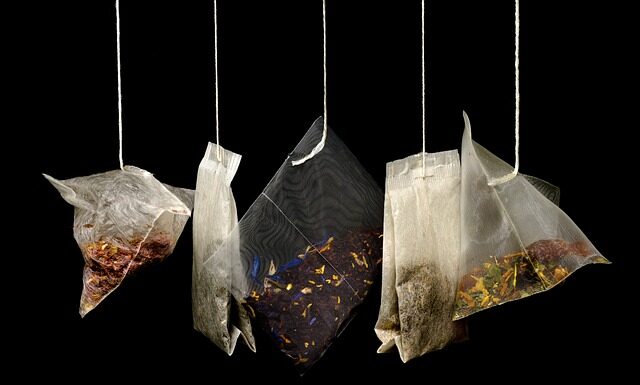 Czy złote torebki są modne?