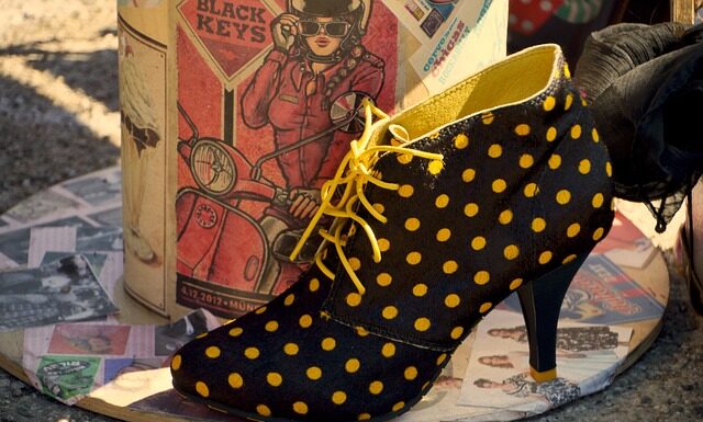 Czy do mokasynów damskich nosi się skarpetki? Czy do mokasynów damskich nosi się skarpetki?