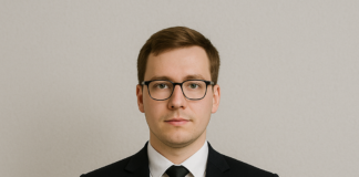 Jak się ubrać na obronę pracy magisterskiej